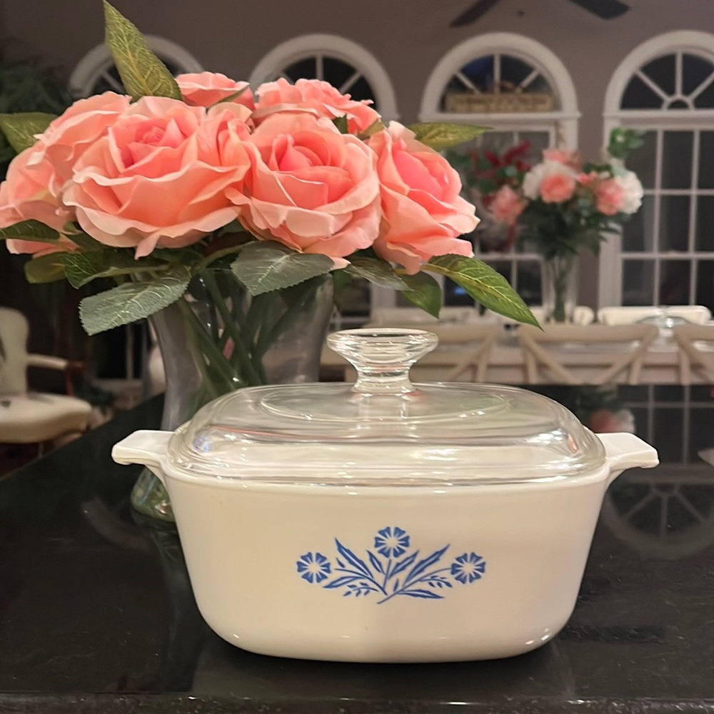 "Cornflower Blue"  - 1.5L / 1.5 QT CorningWare Casserole with Lid (A-7-C)